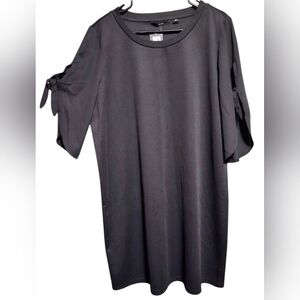 # 386 BNWT Vero Moda Dress